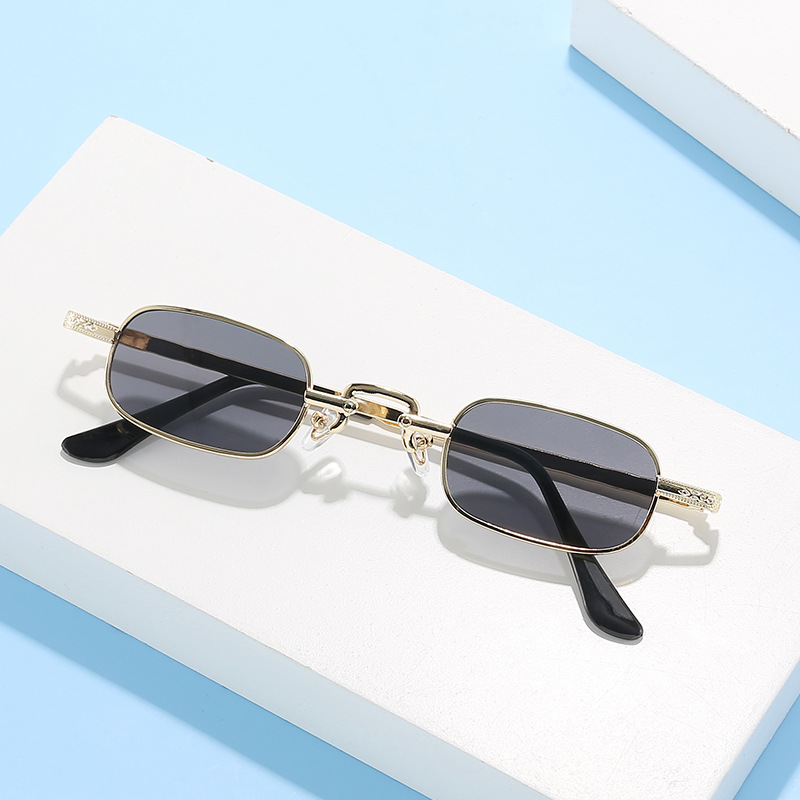New Small Frame Square Sunglas - огляд і ціна Photo Booth Frame